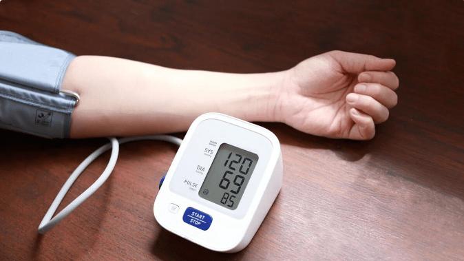 |患肾病的人都会尿毒症？医生公布3组“防毒密码”，记下受益一生