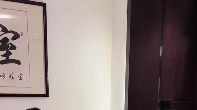 男子相亲离过婚的女人，多番挑剔找事，却不知对方是难得的好女人