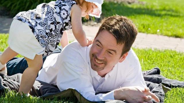 熬夜|给男人们提个醒：5件事“耗阳”尽早避免，3件事“补阳”要坚持做