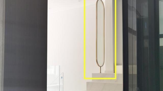 家里的隔墙、拉门能拆就拆了吧，用半隔断灵活界定空间，打破陈规