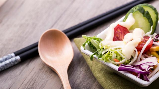 肠胃|饭后散步可“增寿”？建议：50岁后，做好“5事”或比散步更有益