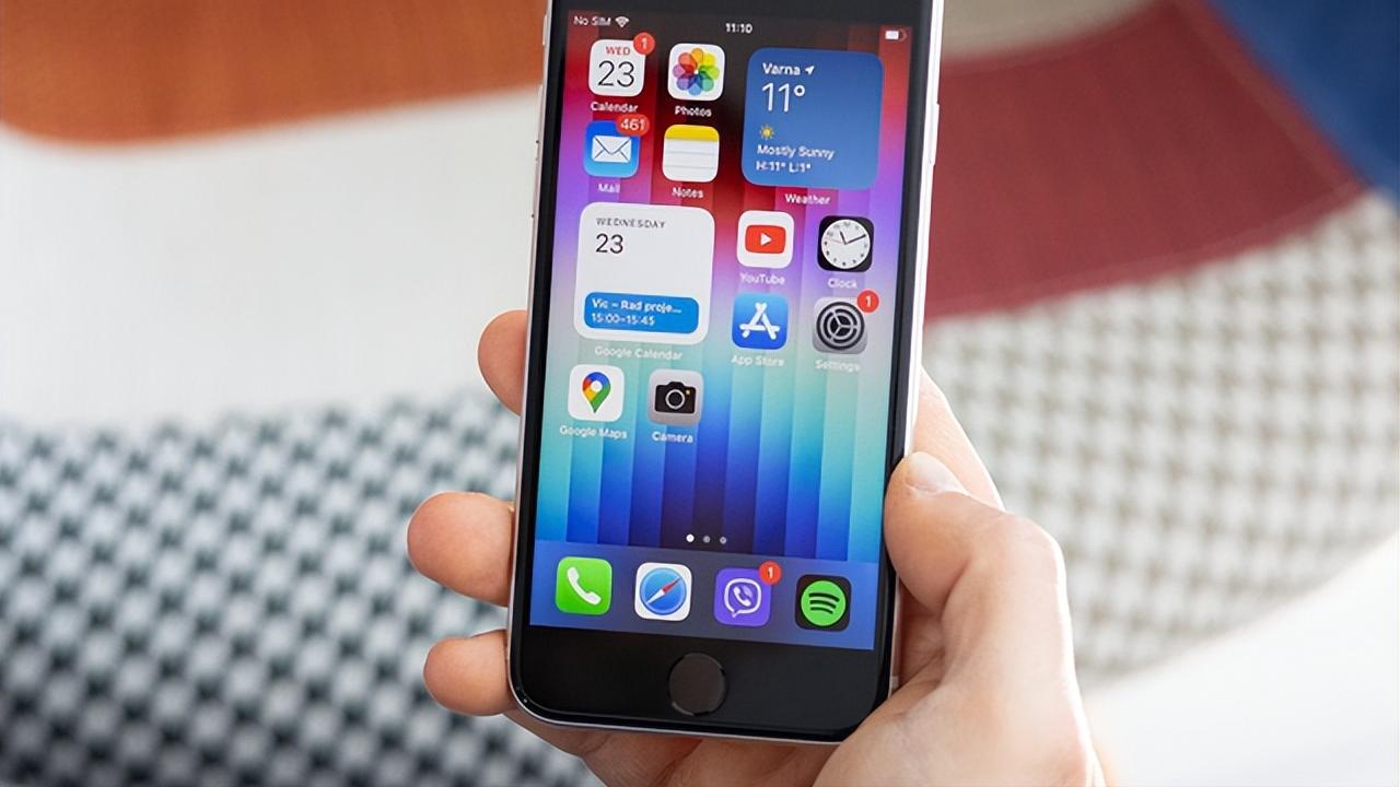 国产手机|3月手机出货量公布：同比下滑40.5%，国产手机卖不出去了？