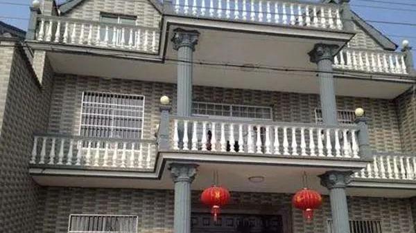 阳台栏杆是用水泥，花岗岩还是木材好？看完这里，你会立马就明白