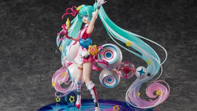 手办|初音未来魔法未来10周年纪念版手办公开 下半身捆四个音响的葱娘