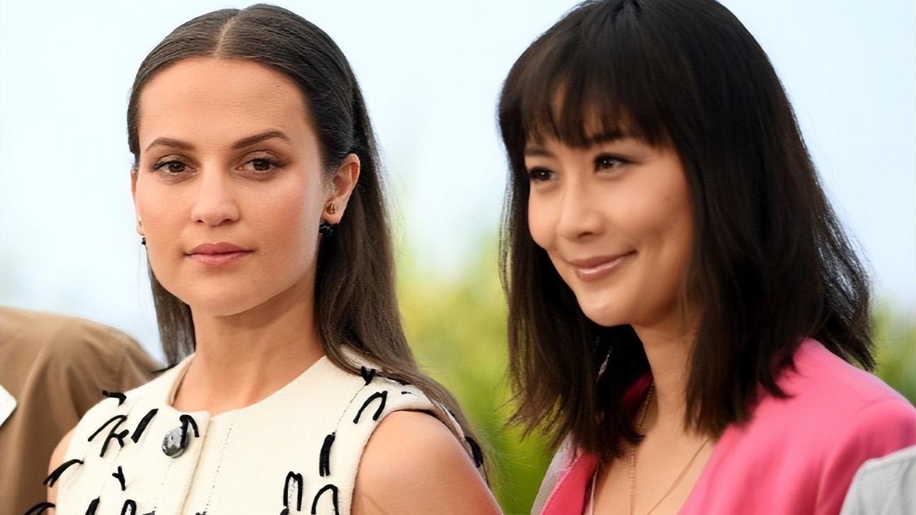 陈法拉|40岁陈法拉亮相戛纳，粉丝西装引人注目，网友：确实显年纪了