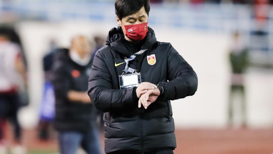 勇士队|向李铁道歉？董路怒喷李霄鹏再挺李铁：其实要道歉的仍应是李铁们