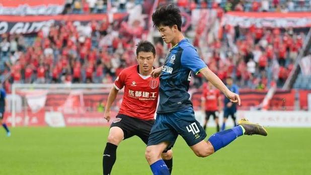 四川九牛|四川九牛签下后场多面手，他成为球队定海神针，他是谁？