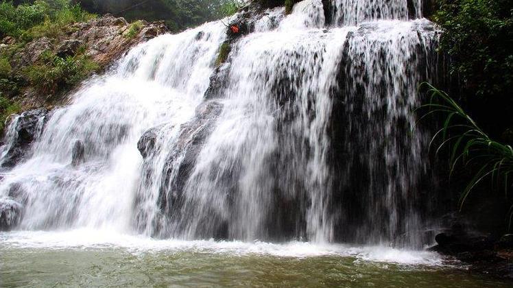 |绝美！藏在梧州本地的这个瀑布，你去过吗？
