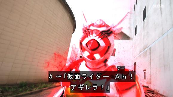 |阿基蕾拉化身新骑士，造型是真的一言难尽，回旋踢还是蛮帅的！