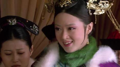 华妃|甄嬛传：华妃对甄嬛恨之入骨，临终前为何会信她说欢宜香的秘密？