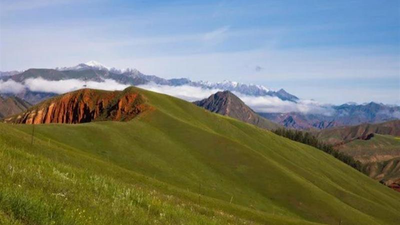 美丽|卓尔山，丹霞地貌的斑斓美丽，以为自己走入了梵高的画里