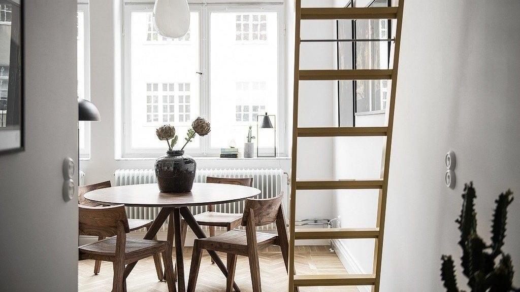 为女友爆改33㎡小户型，变身上下两层，简直是现代小豪宅