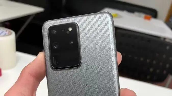 三星|相比国产高端机，三星高端机不是跳水王