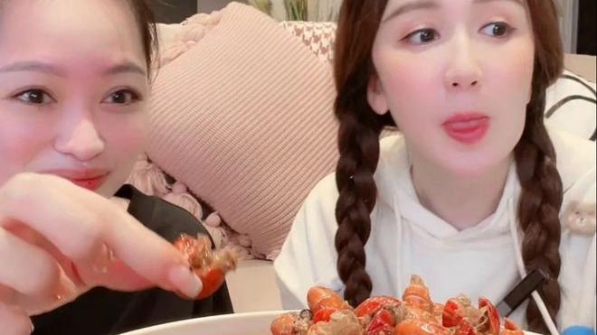 娄艺潇|娄艺潇直播：原价199小龙虾卖99，商家是爱情公寓粉丝，给我面子