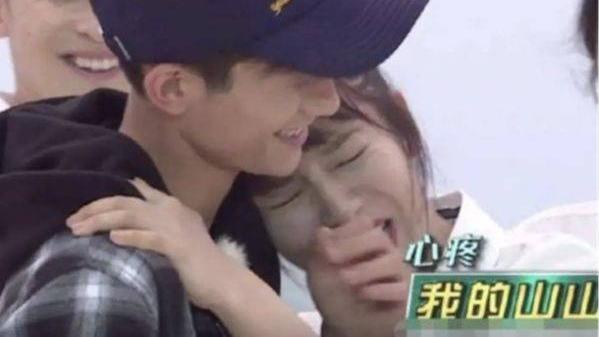 张一山|张一山新恋情曝光，一条关于杨紫的评论，牵出紫山CP的感情瓜