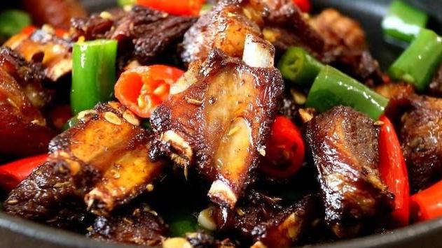 经典|东北最出名的9道名菜，道道经典，全是“硬菜”，你吃过几道呢？