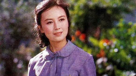 电影|赵静：八十年代挂历女王，嫁给军官恩爱一生，曾经的她有多美？