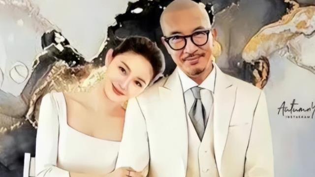 汪小菲|张兰直播曝汪小菲离婚内幕，装卑微帮儿子卖惨，网友：9个人5颗心