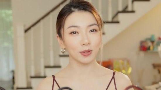 郑恺|郑恺前女友炫富惹争议！穿吊带裙大秀身材，各种奢侈包包摆满桌！