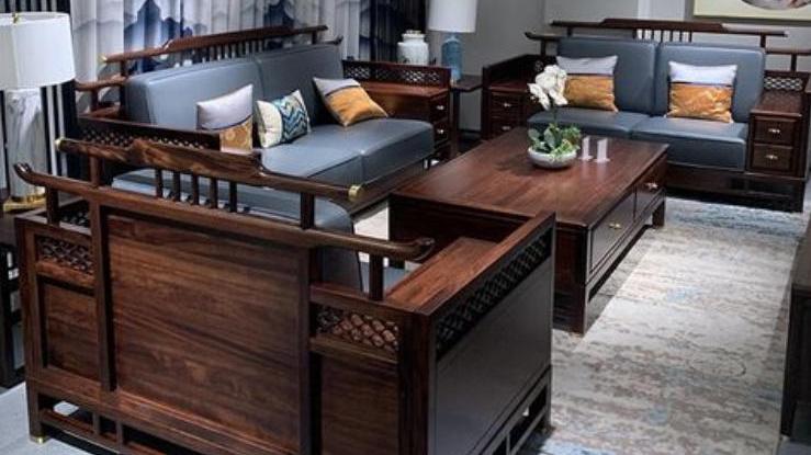 龙吟师傅讲解黑檀木家具的作用