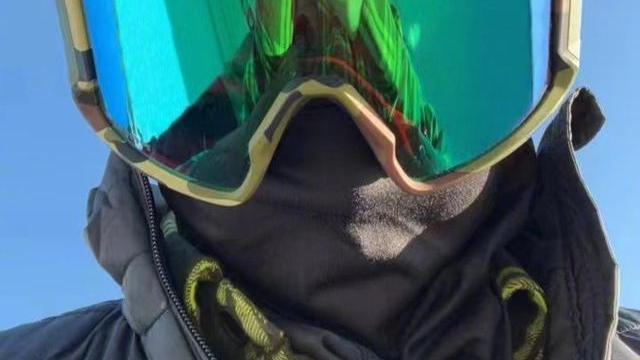 周冬雨|王一博的粉丝急了，连续放库存近两个月，放话要看新鲜的！