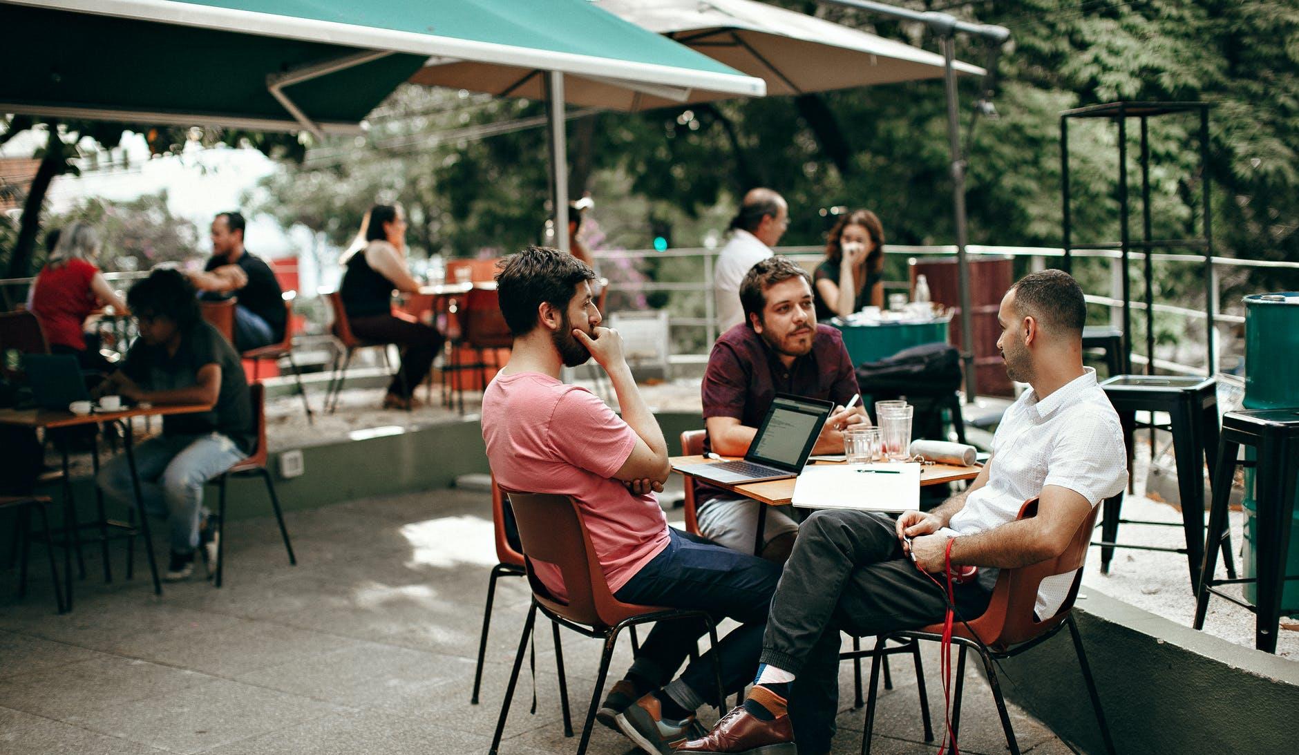 生肖|我，高速公路收费员，告诉你收费员有编制吗？收费员能拿多少年薪