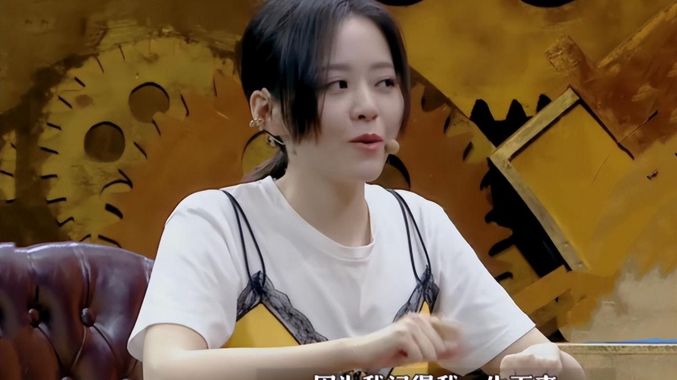 张靓颖|张靓颖冯轲离婚4年后，两个人的人生轨迹有什么不同？