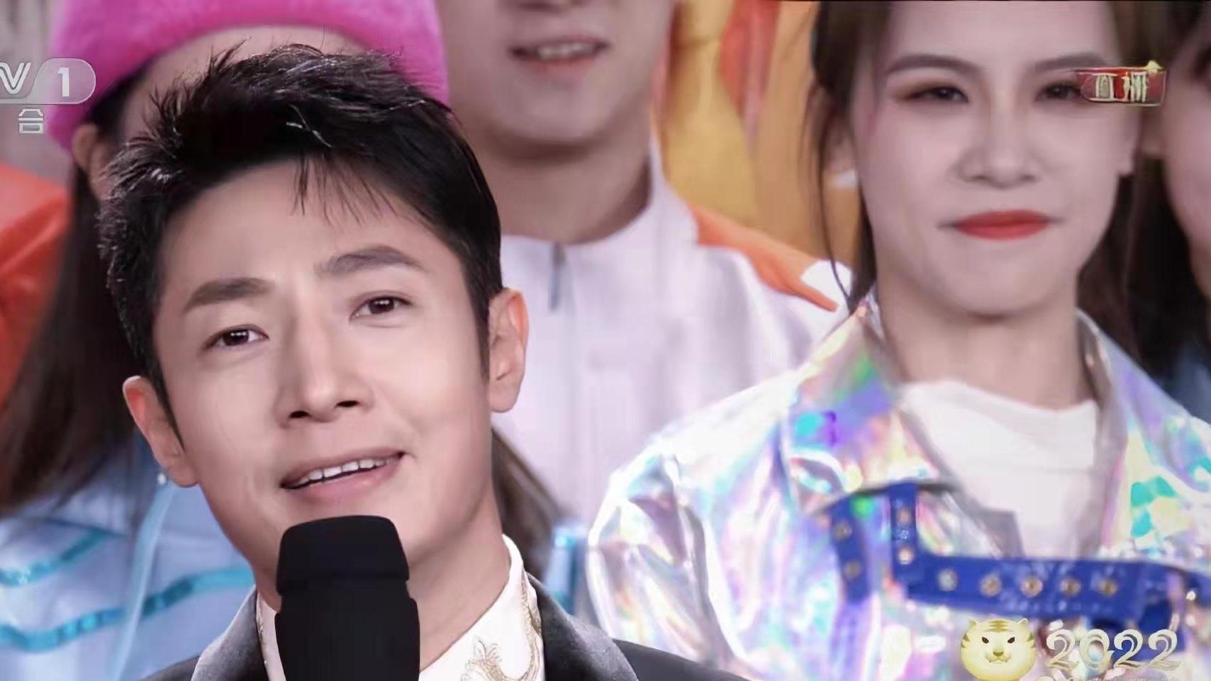 撒贝宁|撒贝宁：主持失误，时隔6年再上春晚，央视boys胜了双北组合