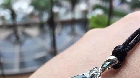 翡翠|什么是翡翠的种？种老种嫩在成品上有什么表现？