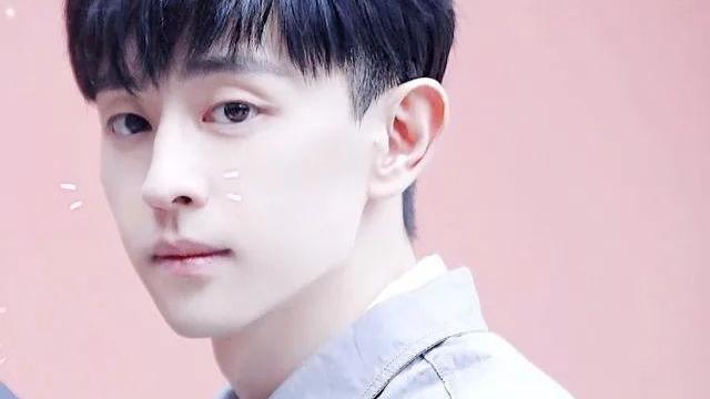 邓伦|邓伦彻底凉凉！被央视三连锤！21个代言纷纷解约！