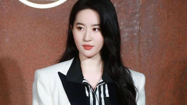 刘亦菲|男二女二颜值和咖位都这么高，刘亦菲李现新剧稳了