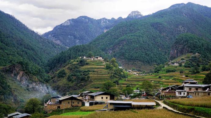 香格里拉|“世界第一村”竟然在云南！人迹罕至, 仅有108户人家，美到让人醉死