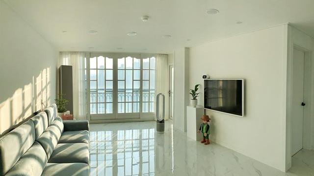 第一套房装修不盲目跟风，坚持断舍离，全屋清爽干净好治愈！