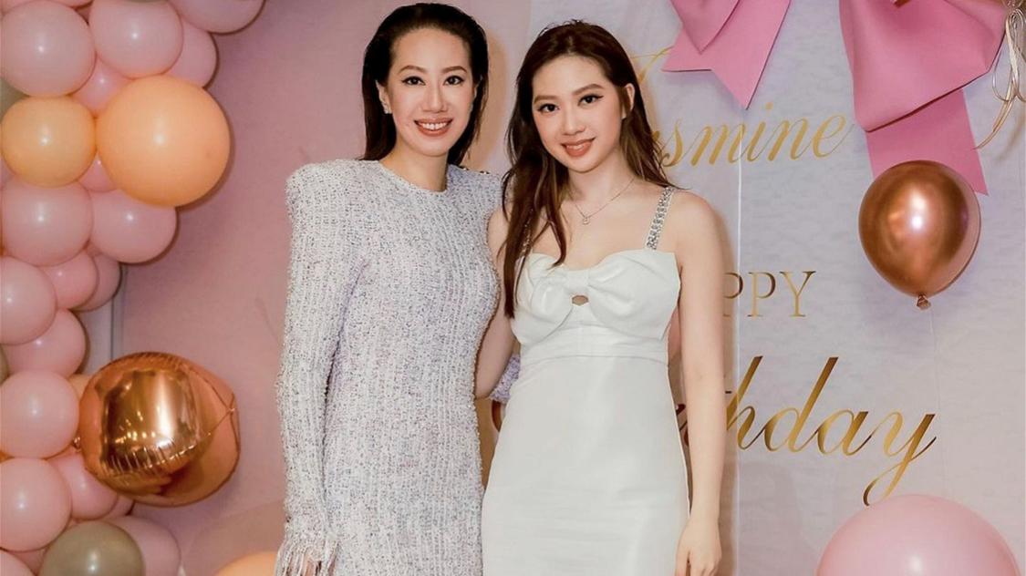 甄子丹|甄子丹女儿拍出最强九头身，狂秀身材撩人，一双大长腿好吸睛！