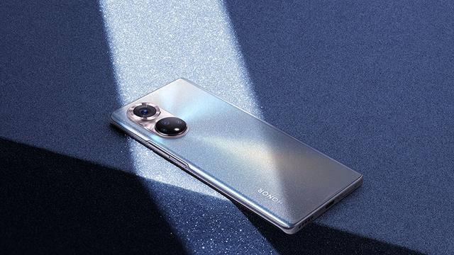 CPU|跌至2499元！6.57寸超曲屏+66W快充，真正满足影音党需要