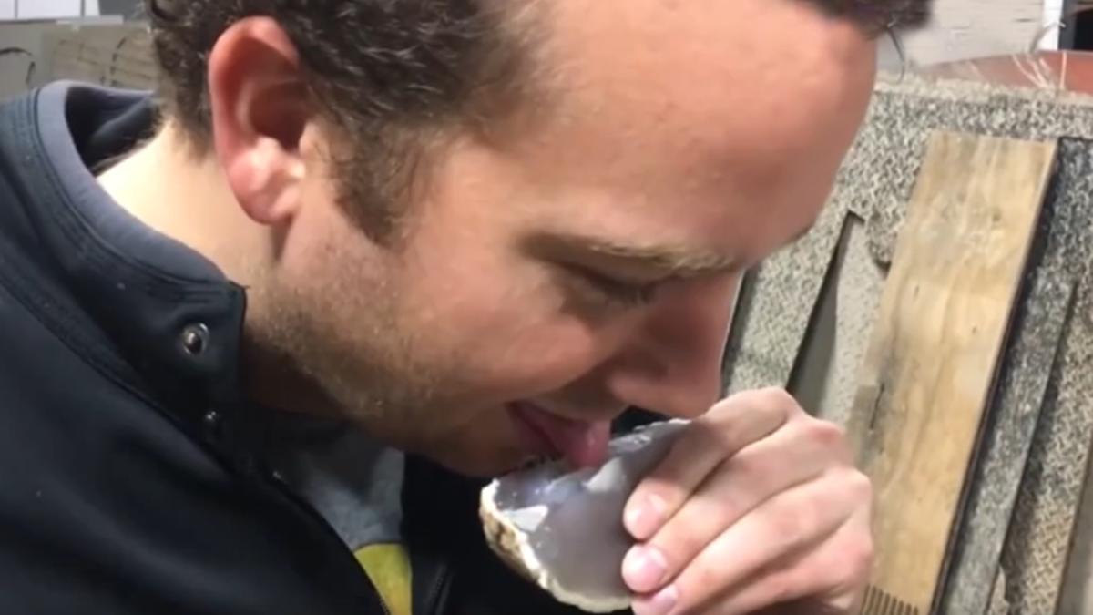 玛瑙|水胆玛瑙的前世今生：1亿年前的水什么味？水是如何进到玛瑙中的