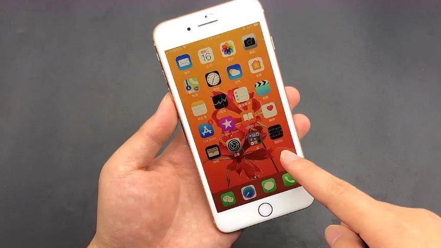 手机尽量不要和这3样东西放在一起，别不当回事，中招就晚了