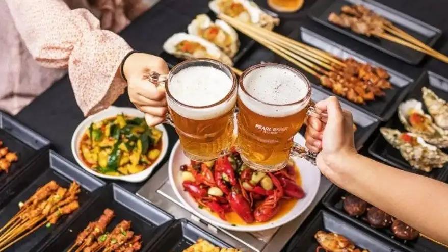 肝脏|卫生组织呼吁：停止食用“1黄2白”，不想肝脏被“掏空”，趁早撤下餐桌