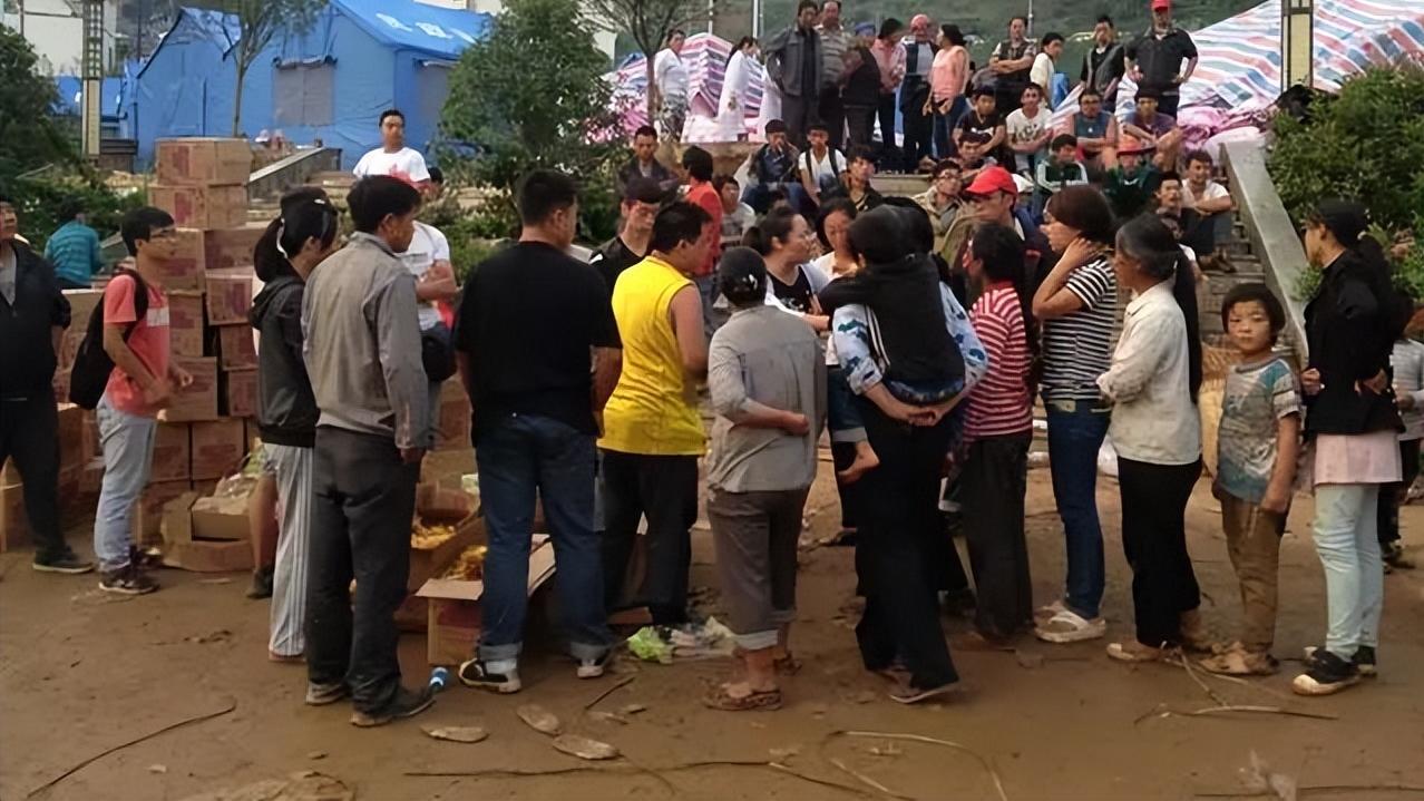 meta|家人说我的工作没前景，让我回去帮家里的忙，要不要回？