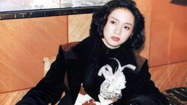 南柱赫|梅艳芳母亲覃美金：女儿死得蹊跷，余生最大的愿望就是夺回遗产