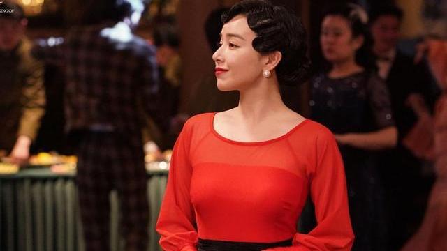 杨幂|6部谍战剧，张若昀、李易峰、王鸥、宋轶是主演，口碑为何很差？