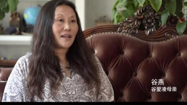 卡戴珊|谷爱凌身后的两个女人，一个比一个“狠”，难怪她从不提起爸爸