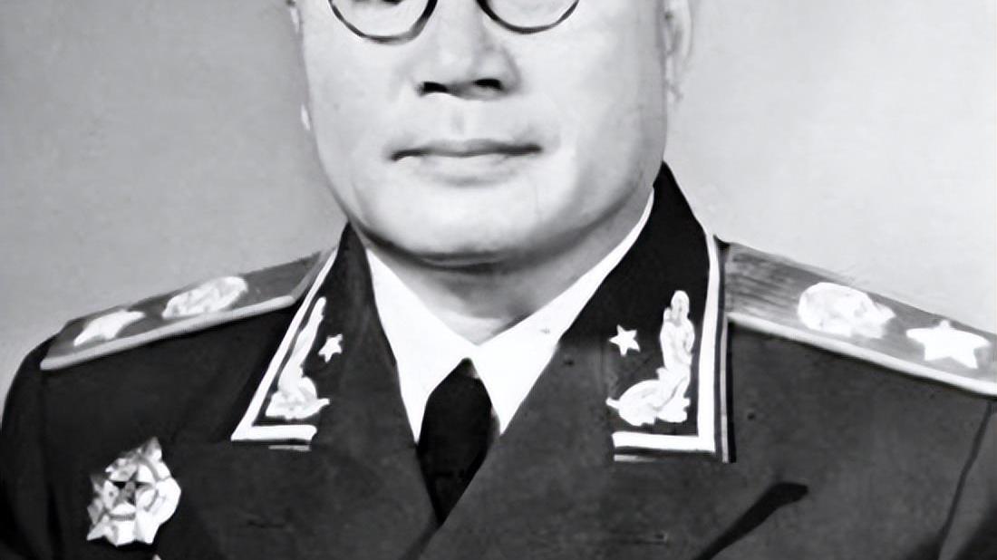 刘之冰|刘伯承之子刘蒙：饰演刘伯承的演员很多，刘之冰演得最好