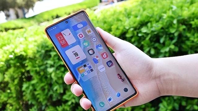 vivo|等等党又赢了！vivoX80变相降价230元，比618还划算