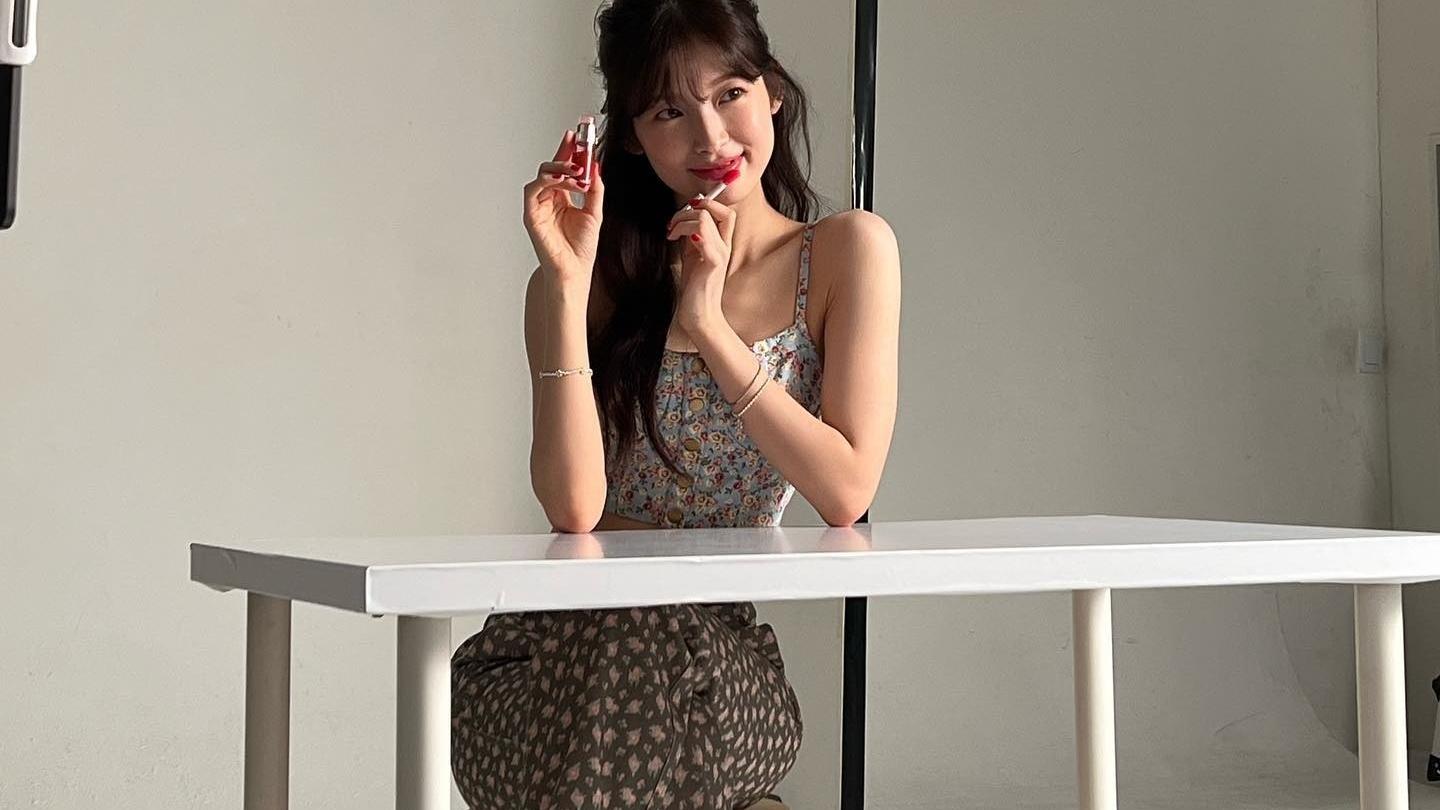 崔乂园|清爽的露脐上衣，23岁韩国女星崔乂园，纯真可爱，充满活力