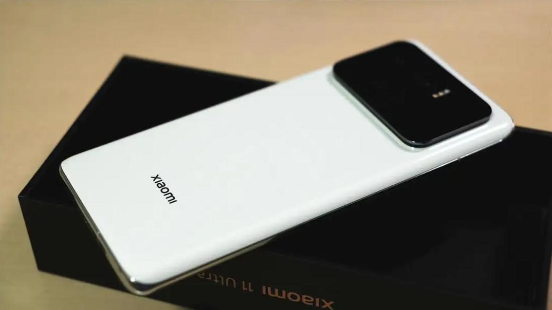 三星|发布至今下跌2400元，67W快充+三星2K屏，陶瓷旗舰一降再降