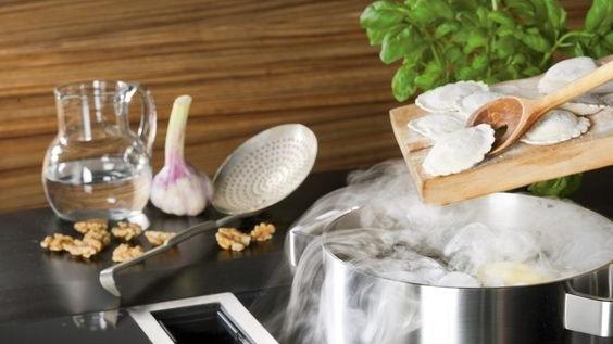 藏在吊柜下的油烟机，学会做这4个设计，每种都藏着巧妙的小心思