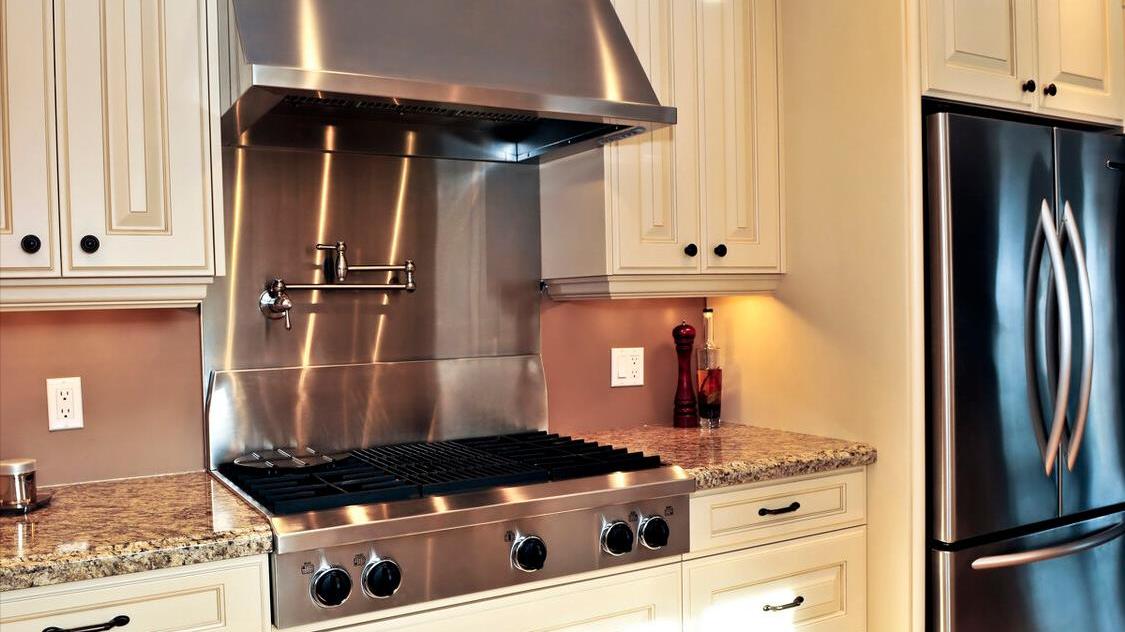 集成灶要买大品牌，是这3点决定的，同时要重点关注4个方面