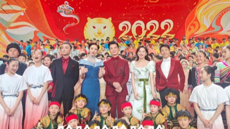 马凡舒|马凡舒在社交平台晒出了春晚台前幕后的花絮照