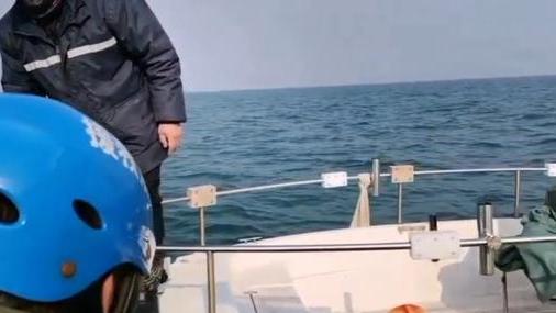 |大连海上发生险情：钓鱼船故障随波逐流到深海 幸运获救